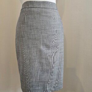 Ann Taylor Tweed Skirt, Size 4P